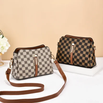 Retro summer messenger bag middle-aged phone package