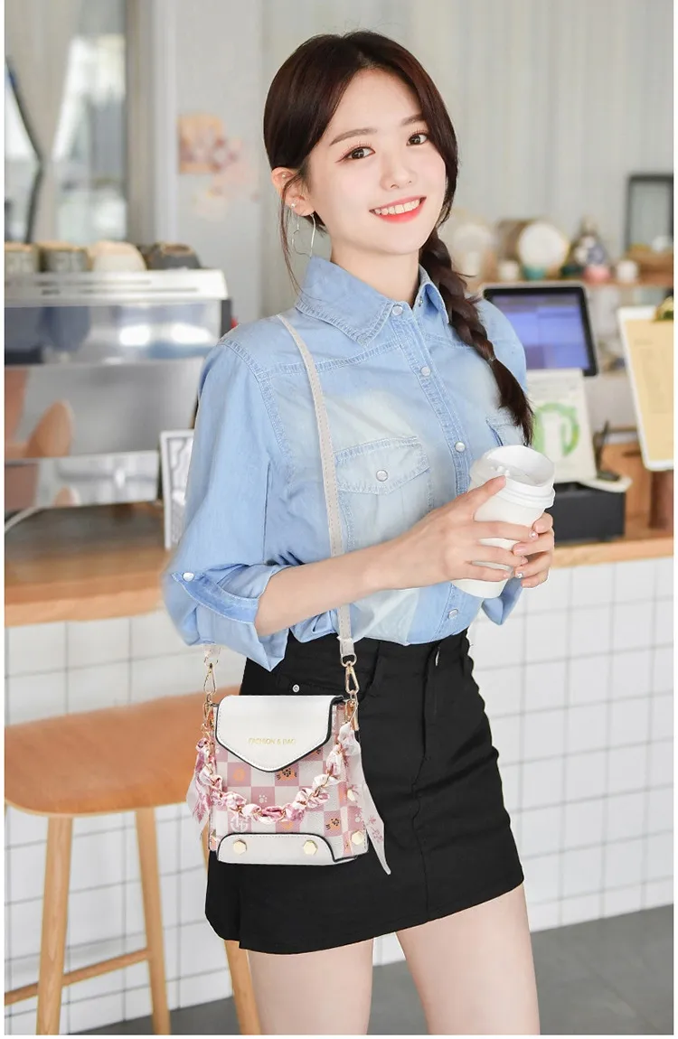 BE90557_0.webp Shoulder messenger bag fashion phone package - Image 1