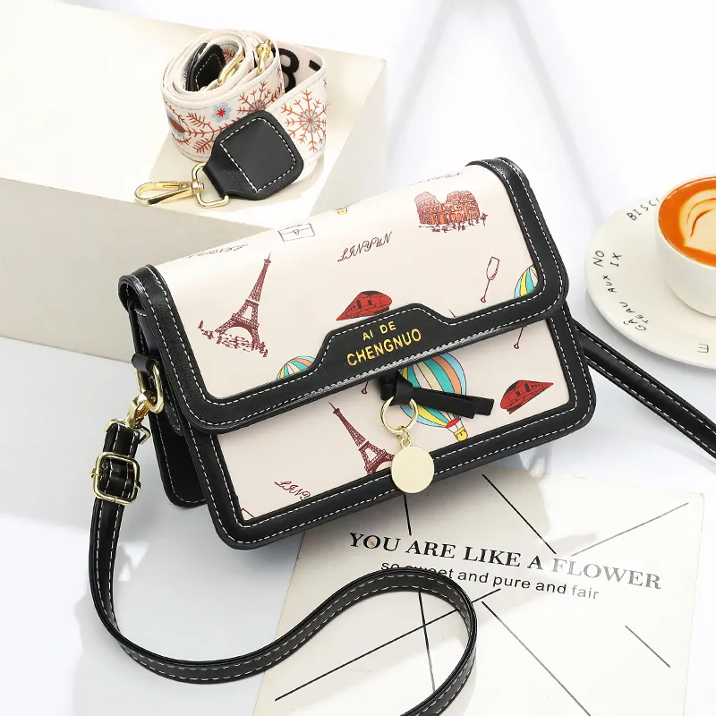 CF00087_0.webp Shoulder refreshing student messenger bag for women - Image 1